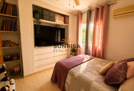 Dúplex · Reventa - Orihuela Costa · Alicante · España