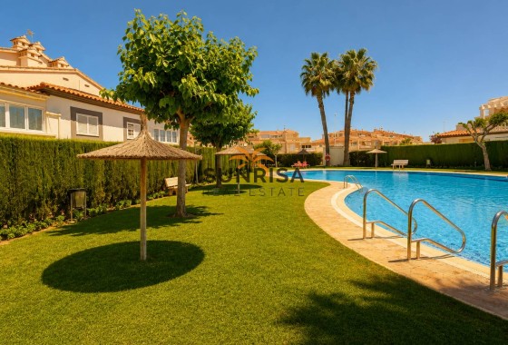 Dúplex · Reventa - Orihuela Costa · Alicante · España