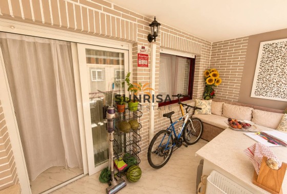 Apartamento · Reventa - Torrevieja · Alicante · España