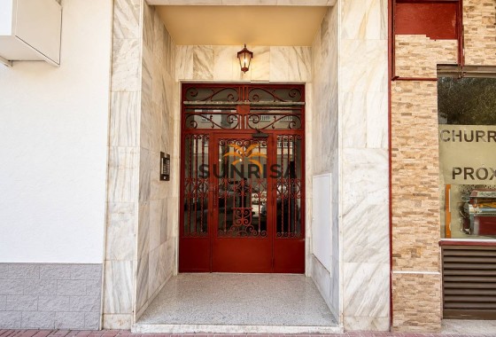 Apartamento · Reventa - Torrevieja · Alicante · España
