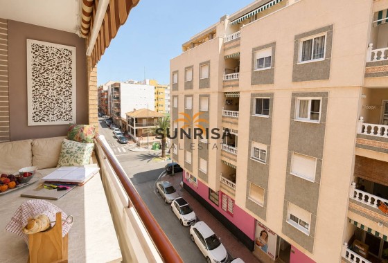 Apartamento · Reventa - Torrevieja · Alicante · España