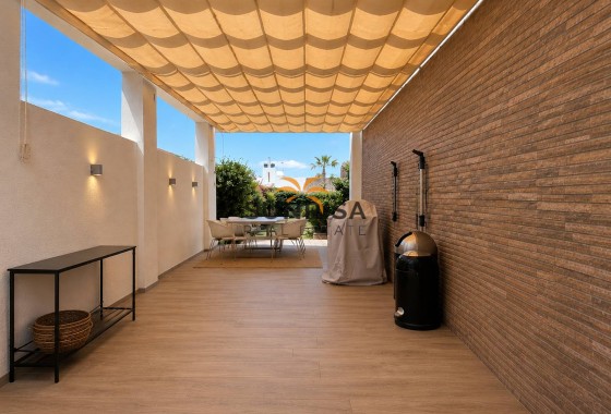Villa · Herverkoop - Algorfa · Alicante · Spanje