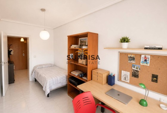 Appartement · Herverkoop - Torrevieja · Alicante · Spanje