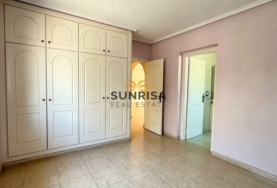 Villa · Revente - Rojales · Alicante · Espagne
