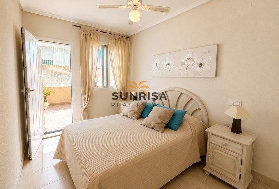 Bungalow · Herverkoop - Torrevieja · La Mata · Alicante · Spanje