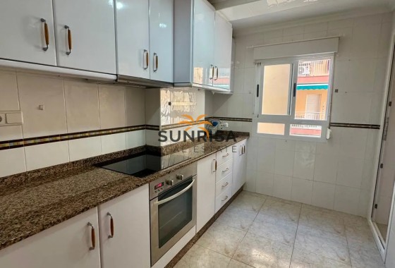 Apartamento · Reventa - Torrevieja · Alicante · España