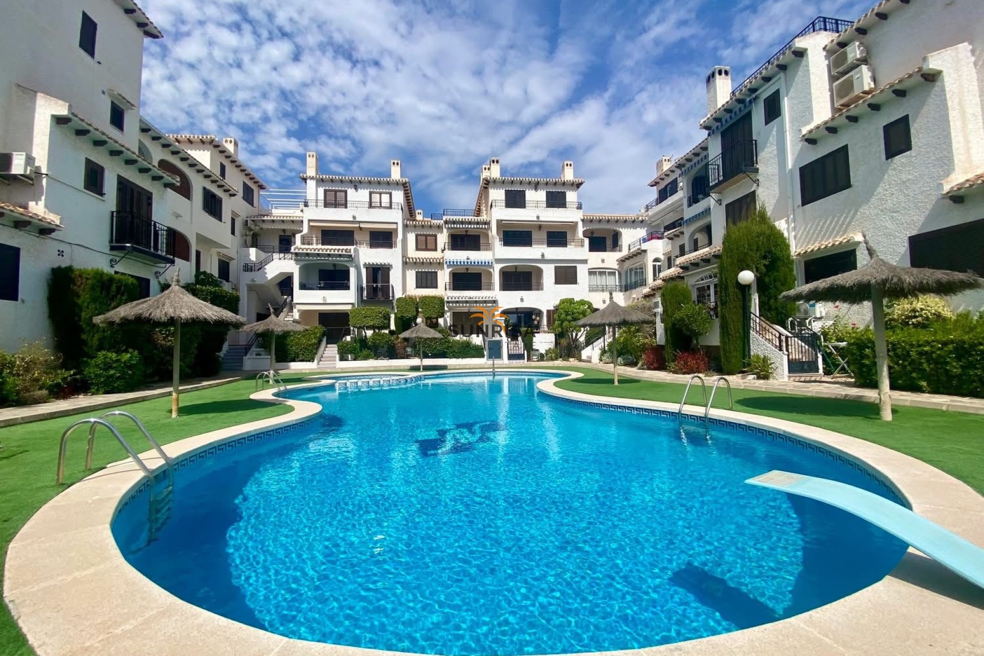 Resale - Apartment - Orihuela Costa