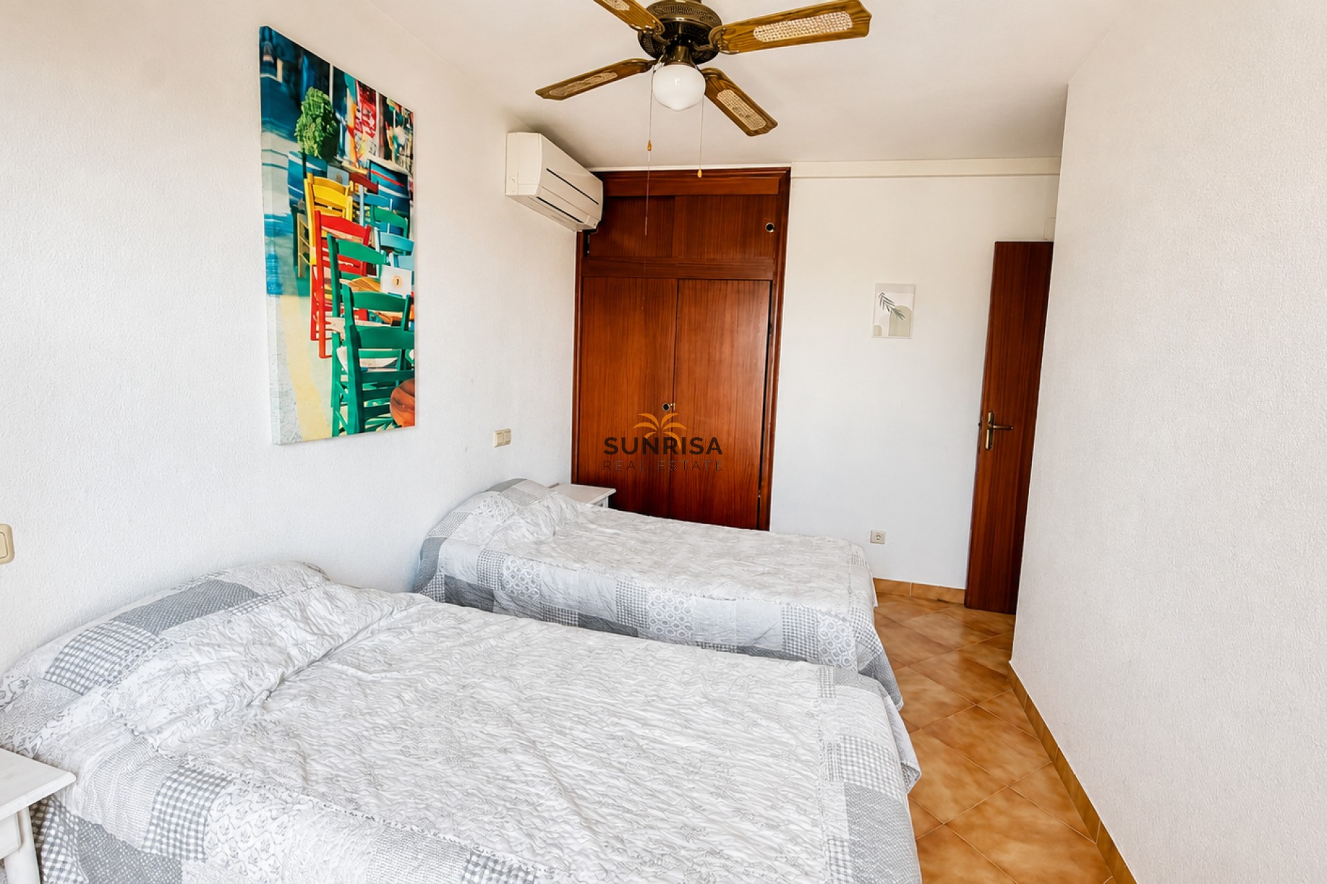 Resale - Apartment - Orihuela Costa