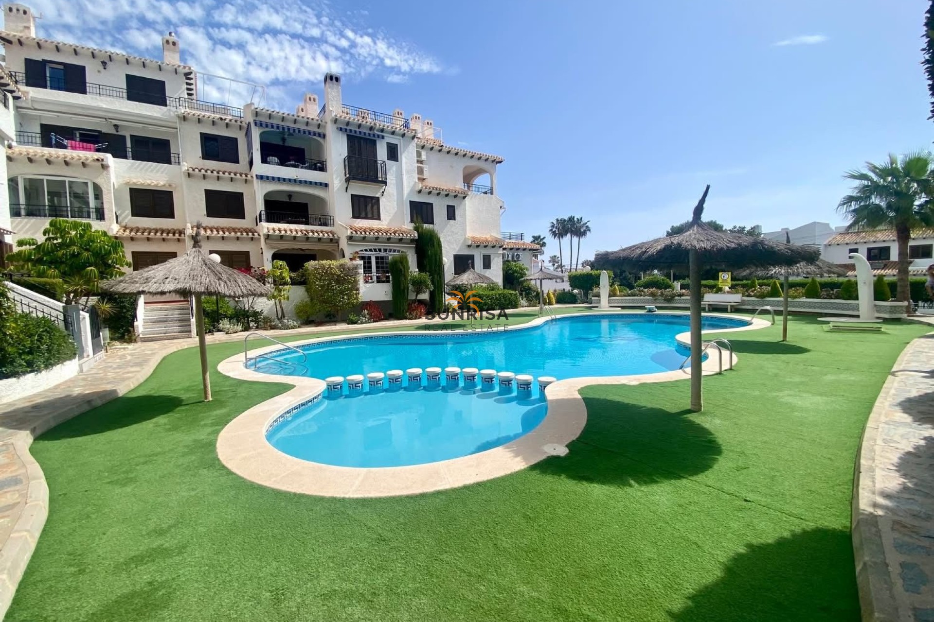 Resale - Apartment - Orihuela Costa