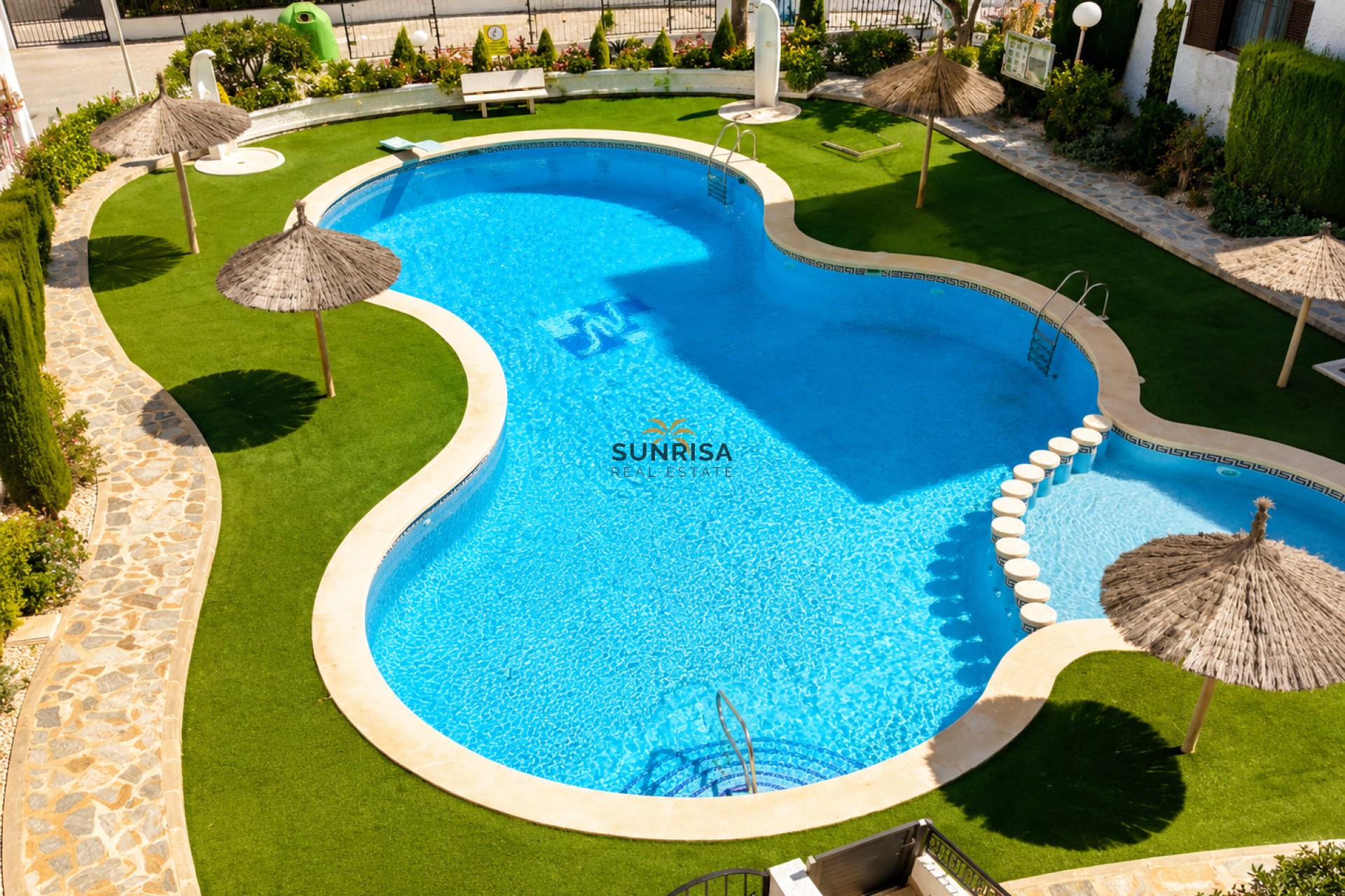 Resale - Apartment - Orihuela Costa