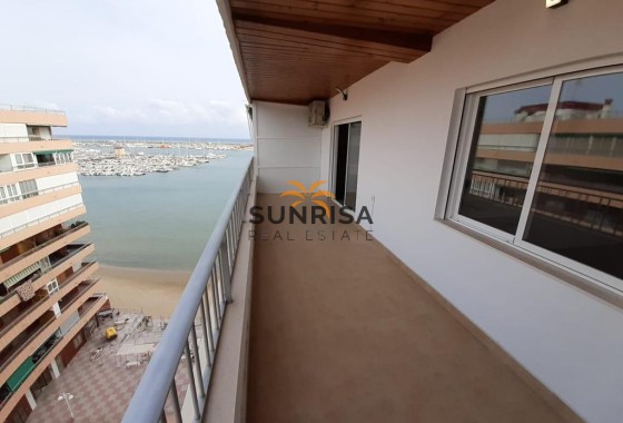 Appartement · Revente - Torrevieja · Playa del Acequión · Alicante · Espagne