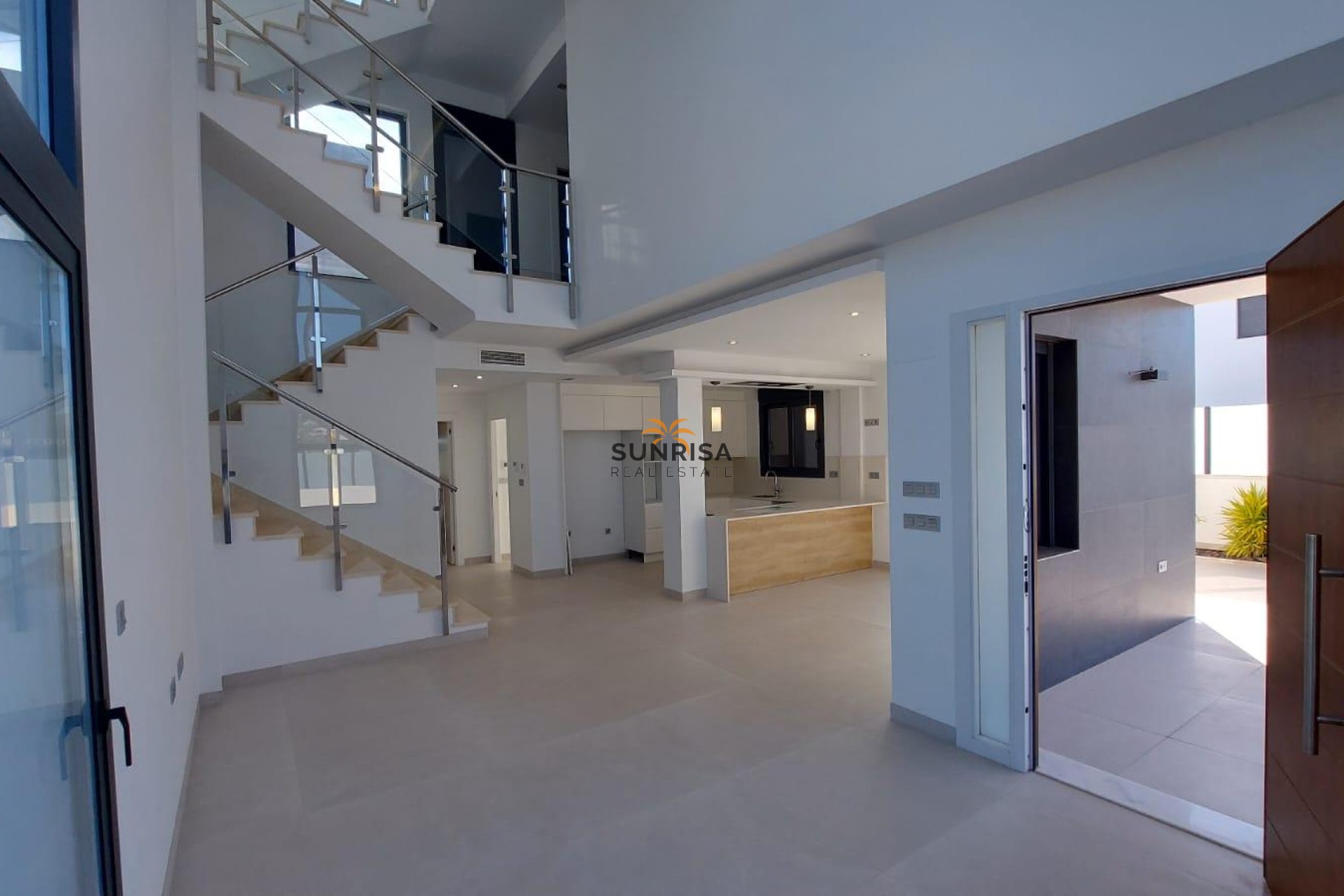 Resale - House - Torrevieja