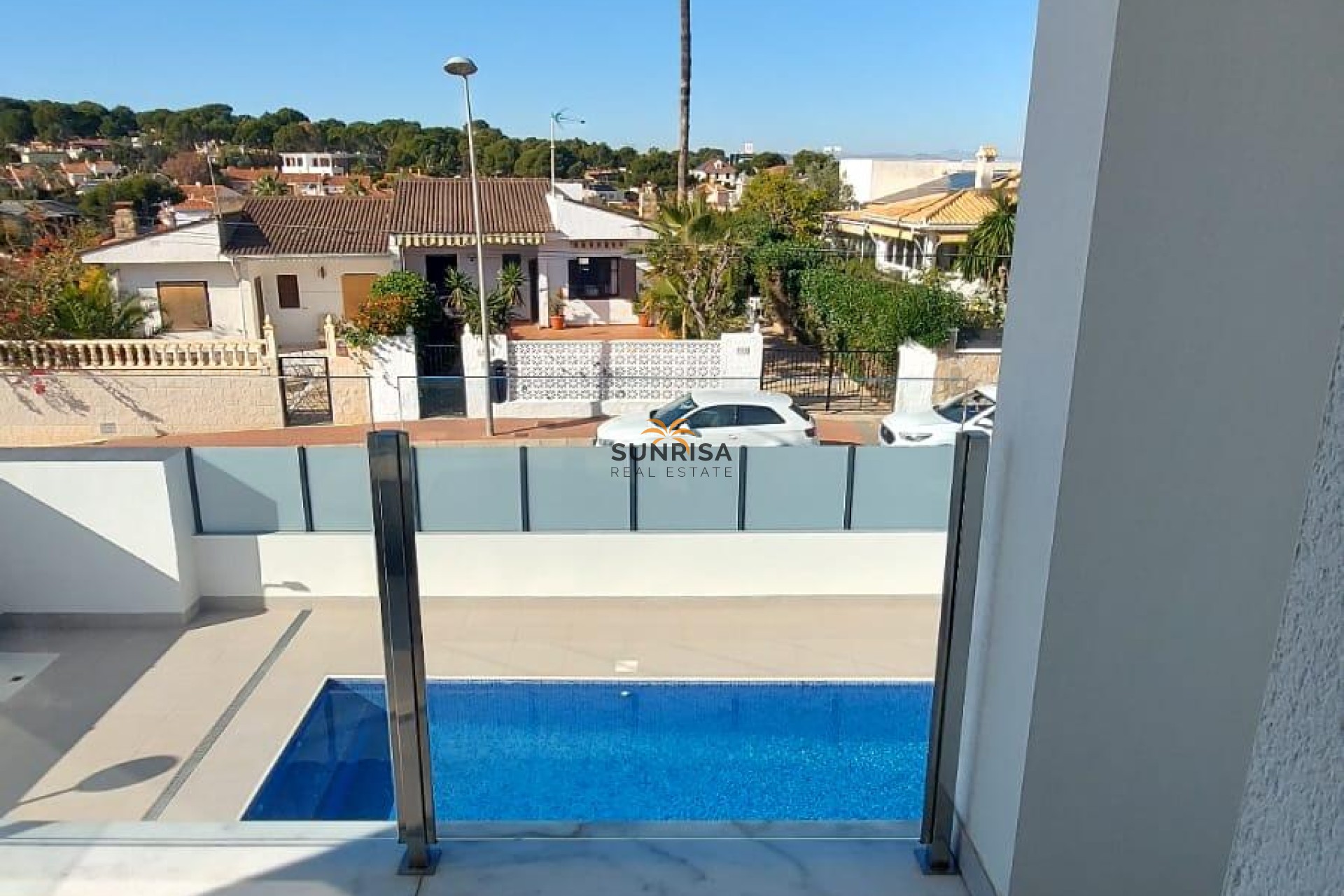 Resale - House - Torrevieja