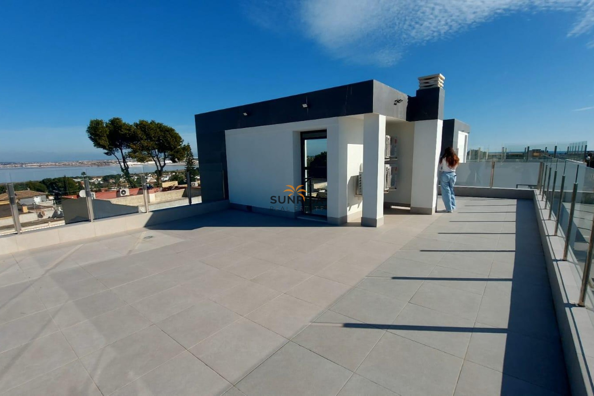 Resale - House - Torrevieja