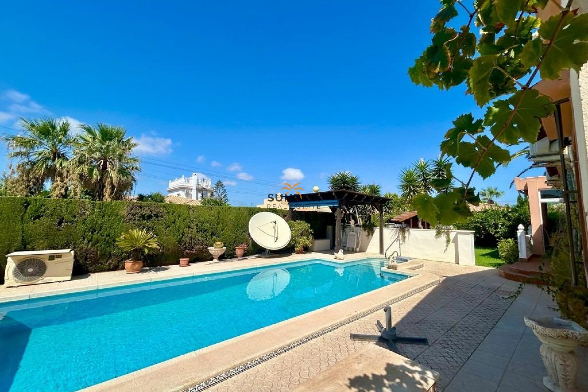 Herverkoop - Villa - Orihuela Costa