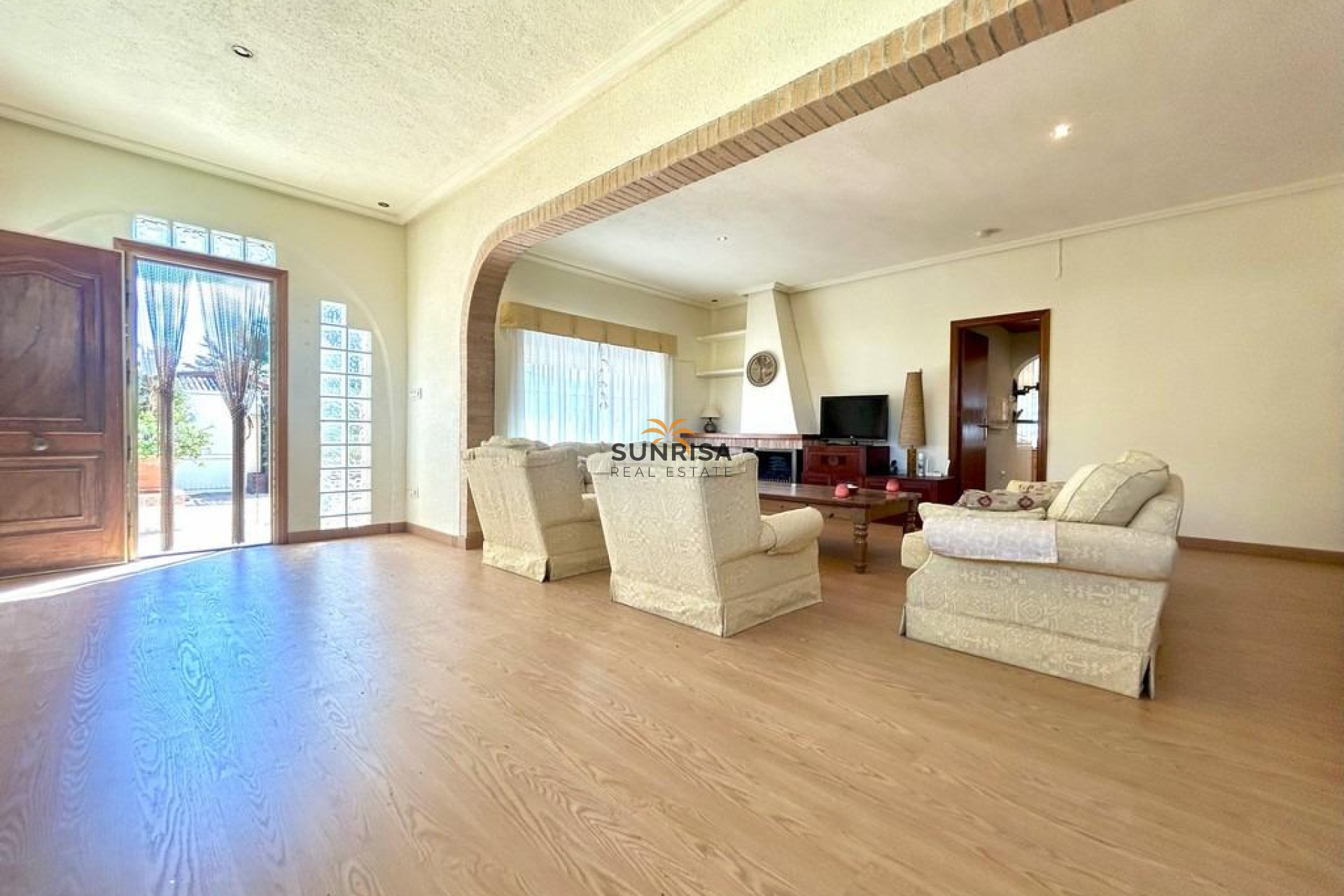 Herverkoop - Villa - Orihuela Costa