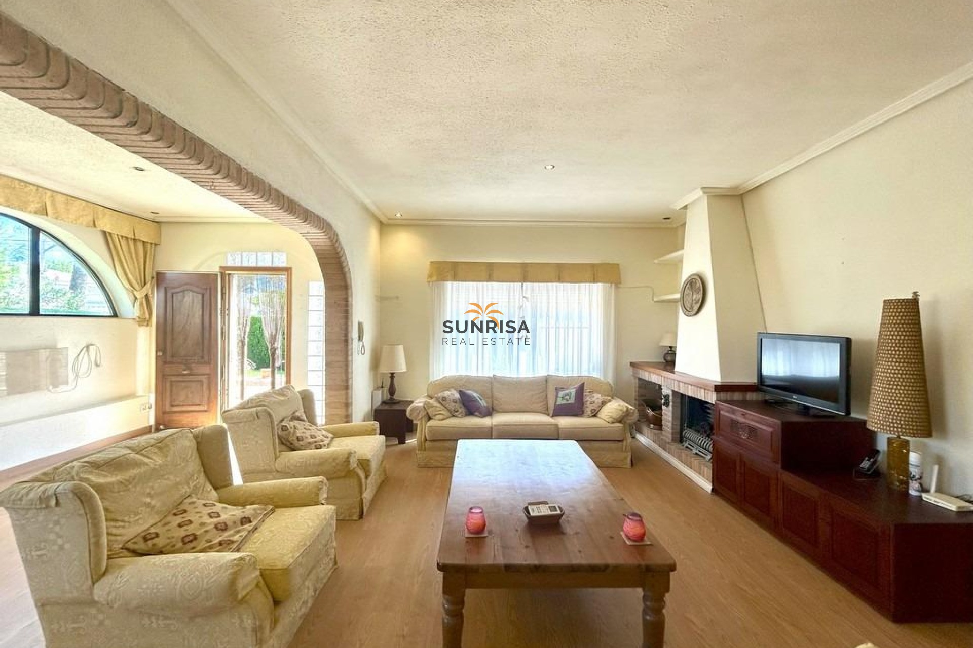 Herverkoop - Villa - Orihuela Costa