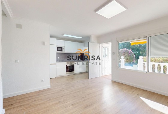 Bungalow · Revente - Orihuela Costa · Villamartín - Las Filipinas · Alicante · Espagne