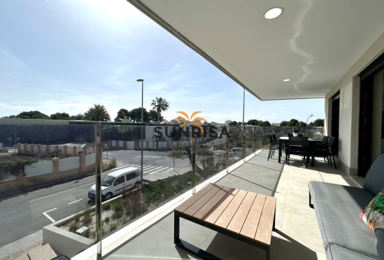 Apartamento · Reventa - Dehesa de Campoamor · Alicante · España