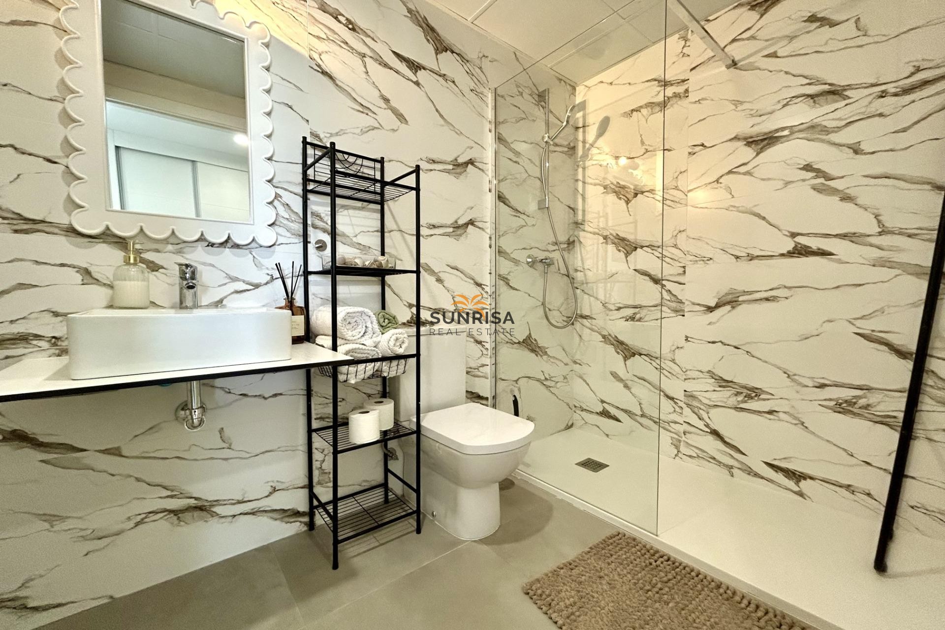 Herverkoop - Appartement - Dehesa de Campoamor