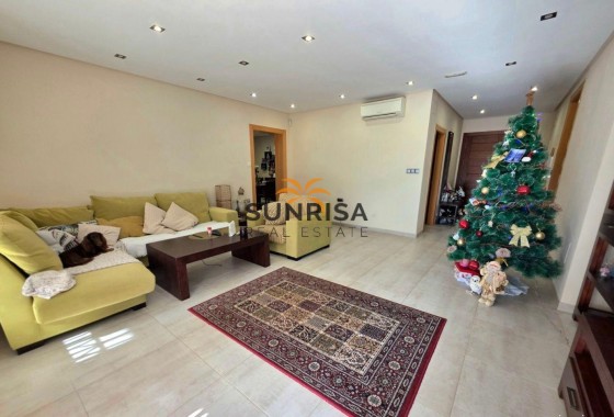 Villa · Revente - Dehesa de Campoamor · Alicante · Espagne