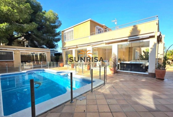 Villa · Revente - Dehesa de Campoamor · Alicante · Espagne