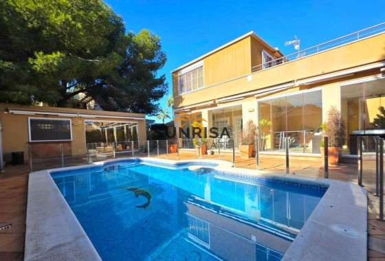 Villa · Revente - Dehesa de Campoamor · Alicante · Espagne