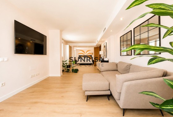 Villa · Revente - Dehesa de Campoamor · Alicante · Espagne
