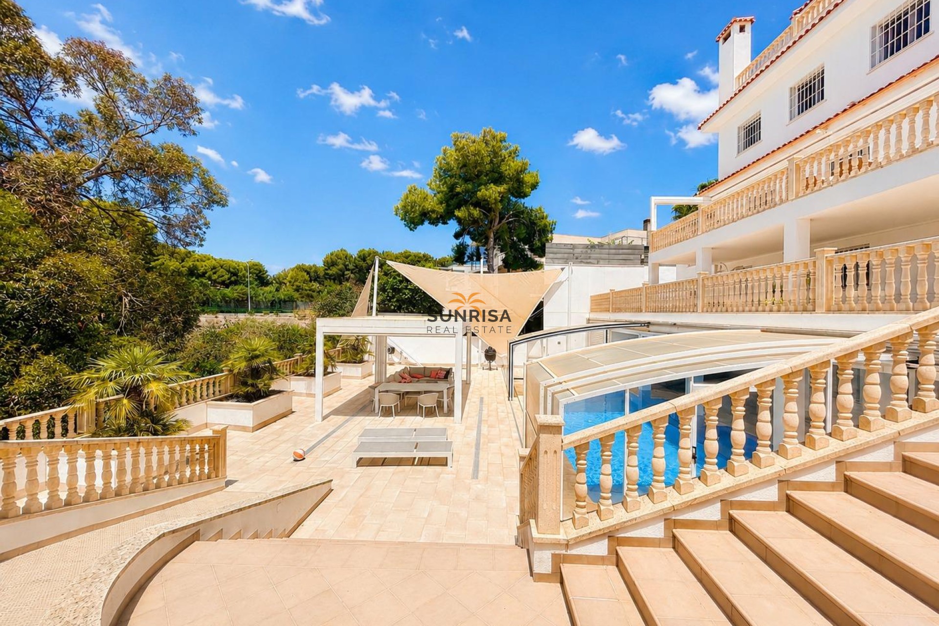 Herverkoop - Villa - Dehesa de Campoamor