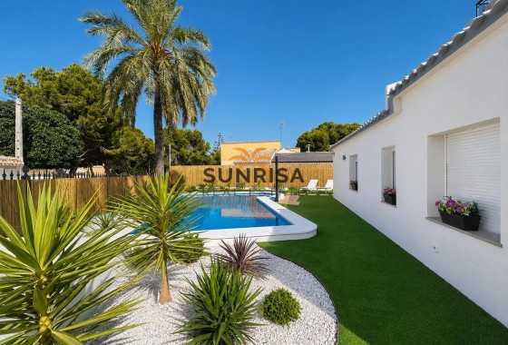 Maison jumelée · Revente - Orihuela Costa · Punta Prima · Alicante · Espagne