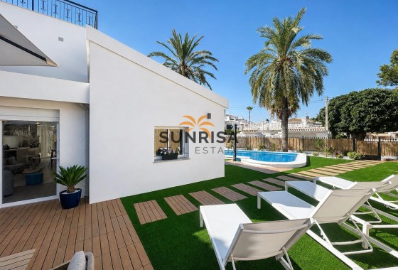 Maison jumelée · Revente - Orihuela Costa · Punta Prima · Alicante · Espagne