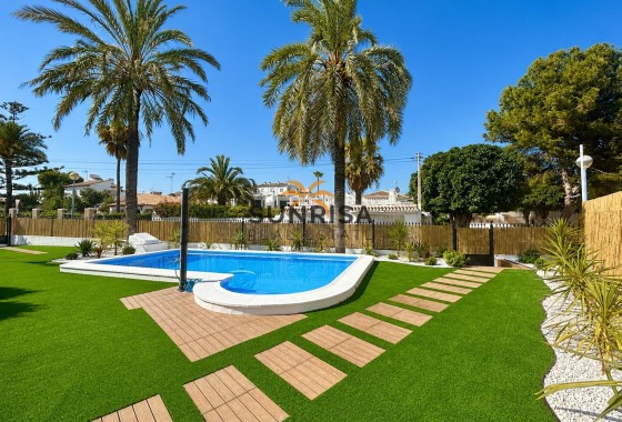 Maison jumelée · Revente - Orihuela Costa · Punta Prima · Alicante · Espagne