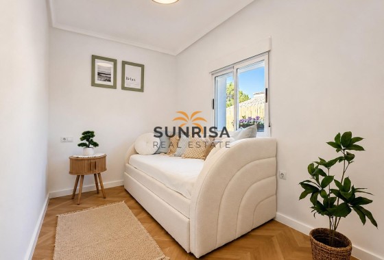 Maison jumelée · Revente - Orihuela Costa · Punta Prima · Alicante · Espagne