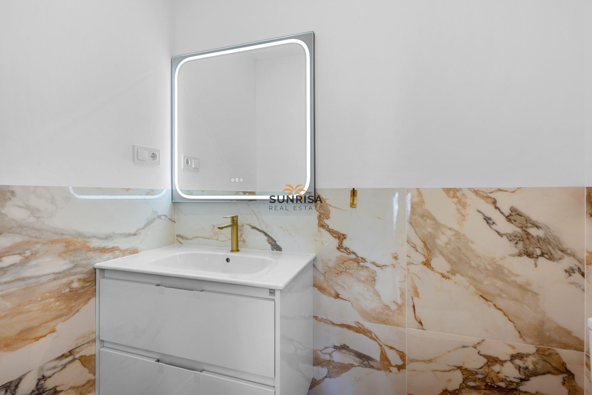 Resale - Apartment - Torrevieja