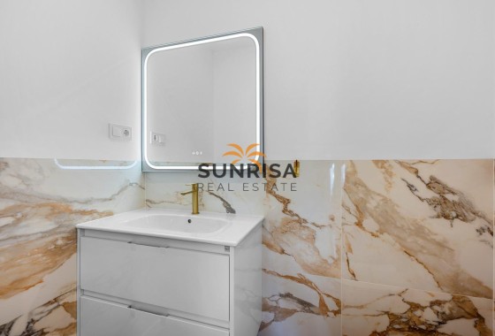 Appartement · Revente - Torrevieja · Punta Prima · Alicante · Espagne