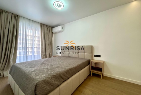 Apartamento · Reventa - Torrevieja · Punta Prima · Alicante · España