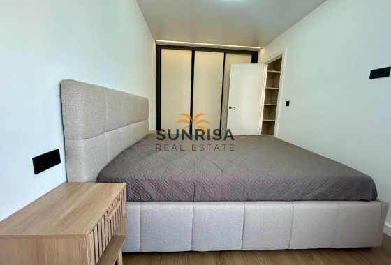 Apartamento · Reventa - Torrevieja · Punta Prima · Alicante · España