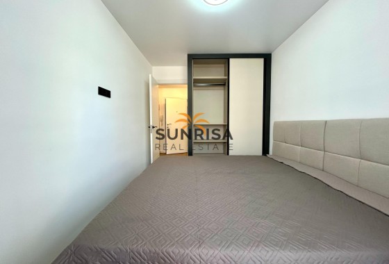 Apartamento · Reventa - Torrevieja · Punta Prima · Alicante · España