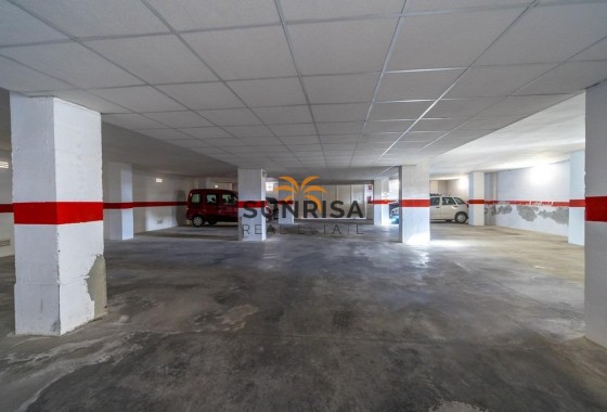 Apartamento · Reventa - Torrevieja · Punta Prima · Alicante · España