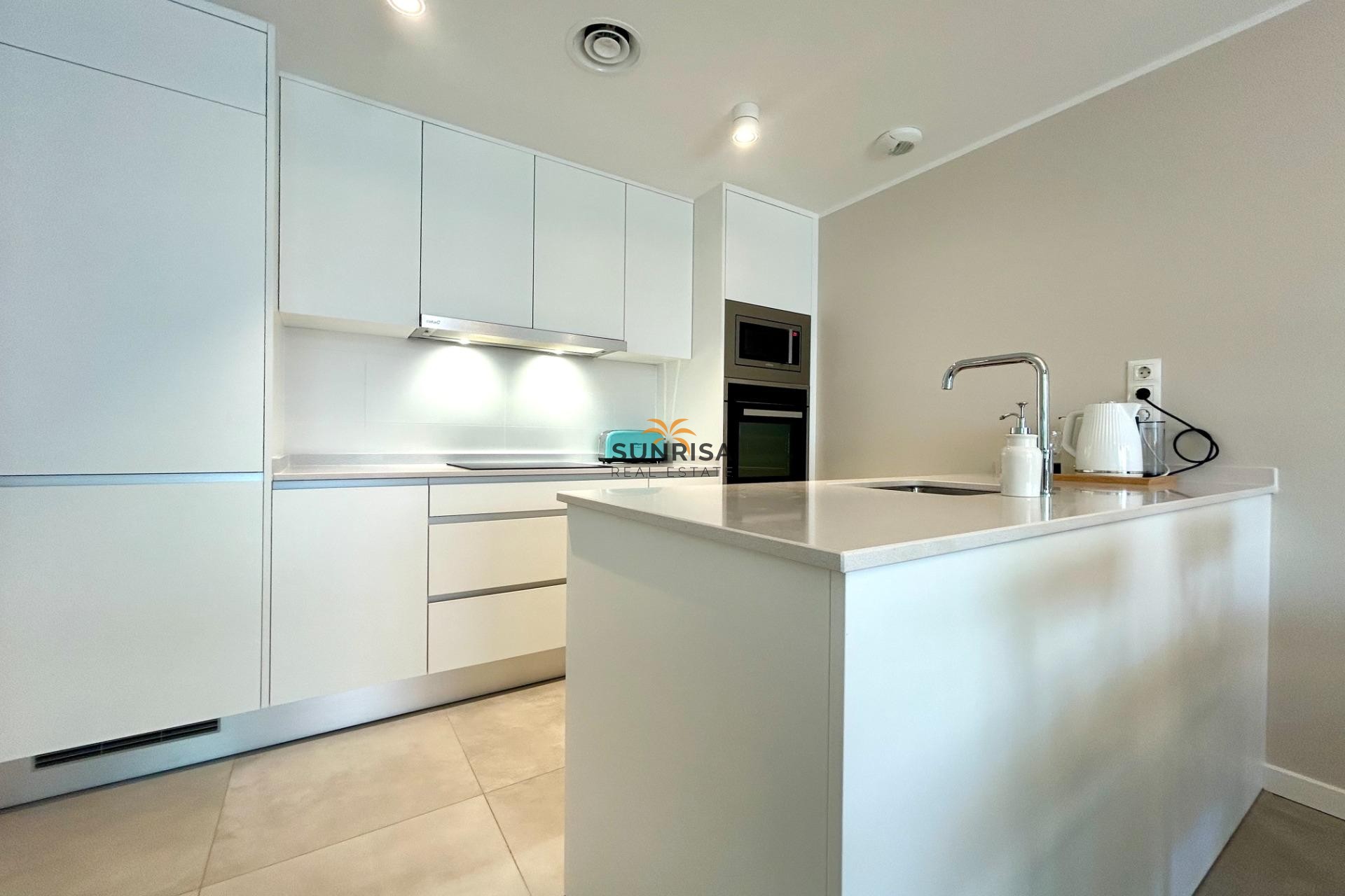 Resale - Apartment - Dehesa de Campoamor