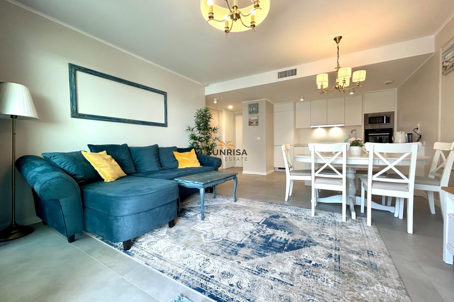 Resale - Apartment - Dehesa de Campoamor