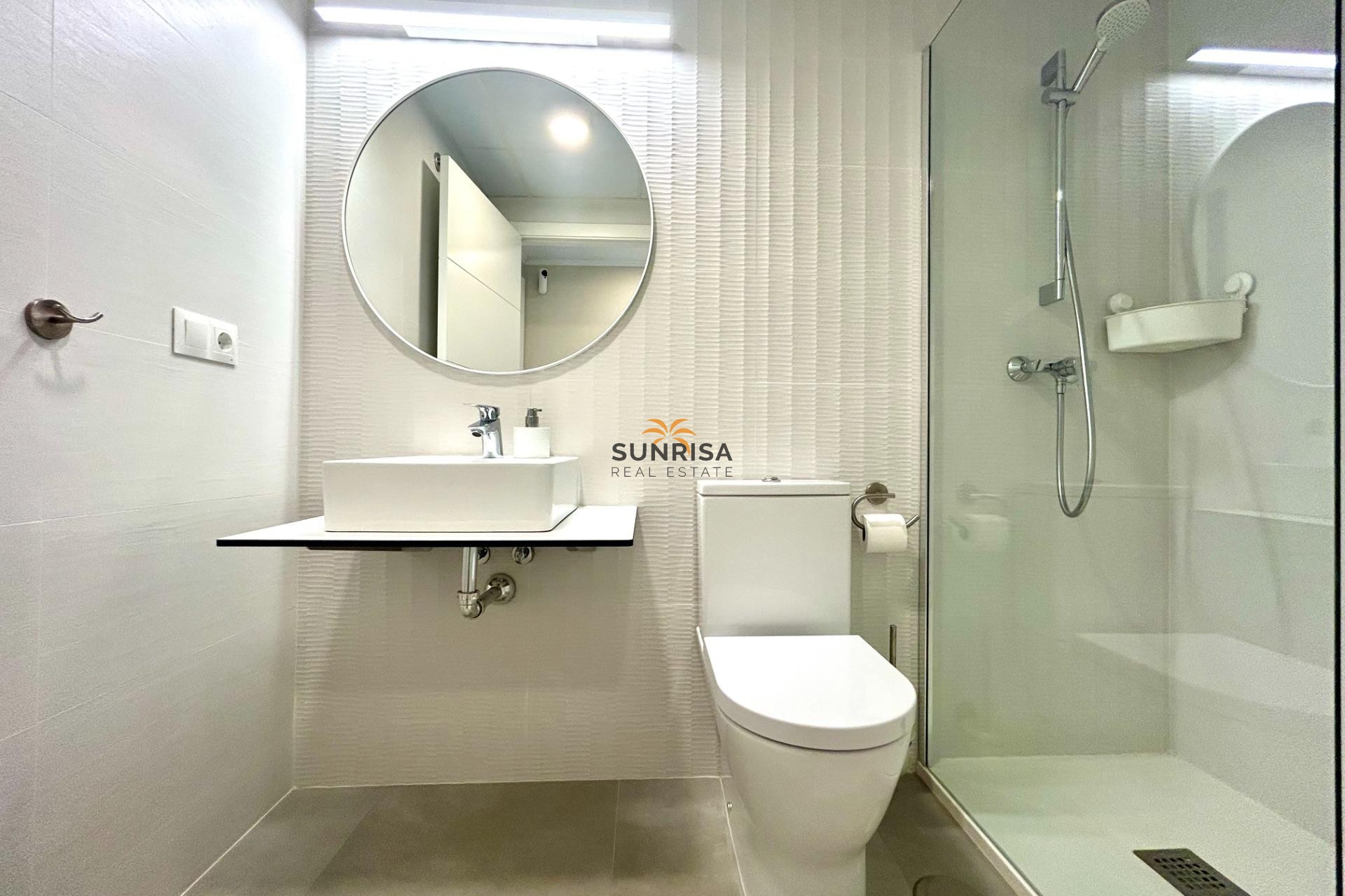 Resale - Apartment - Dehesa de Campoamor