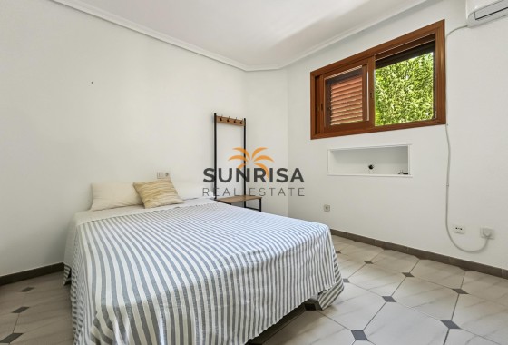 Villa · Revente - Orihuela Costa · Campoamor · Alicante · Espagne