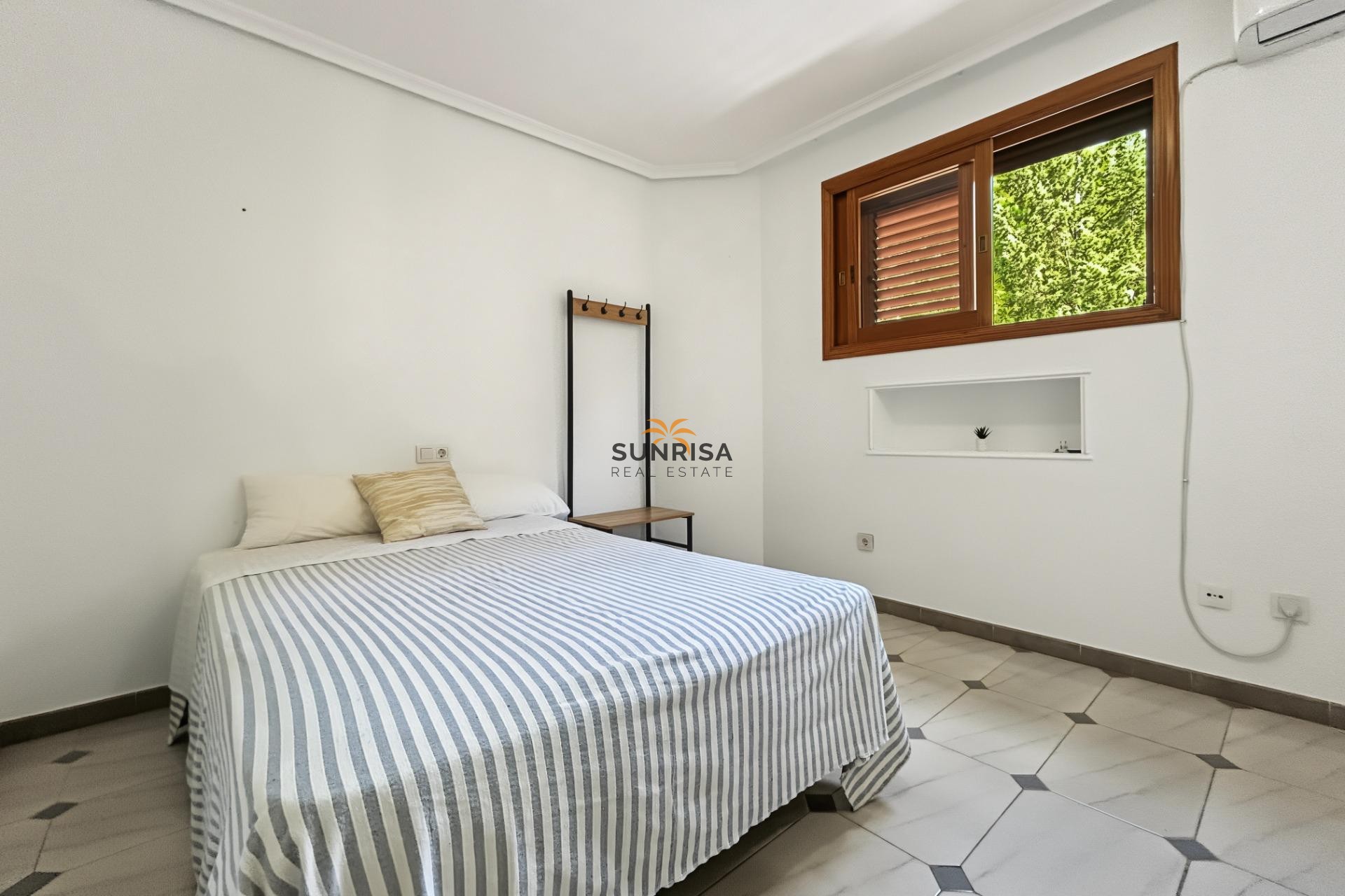 Revente - Villa - Orihuela Costa