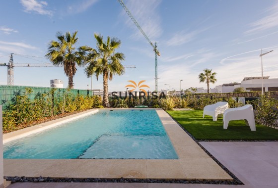 Villa · Revente - Algorfa · Campo de Golf - Algorfa · Alicante · Espagne