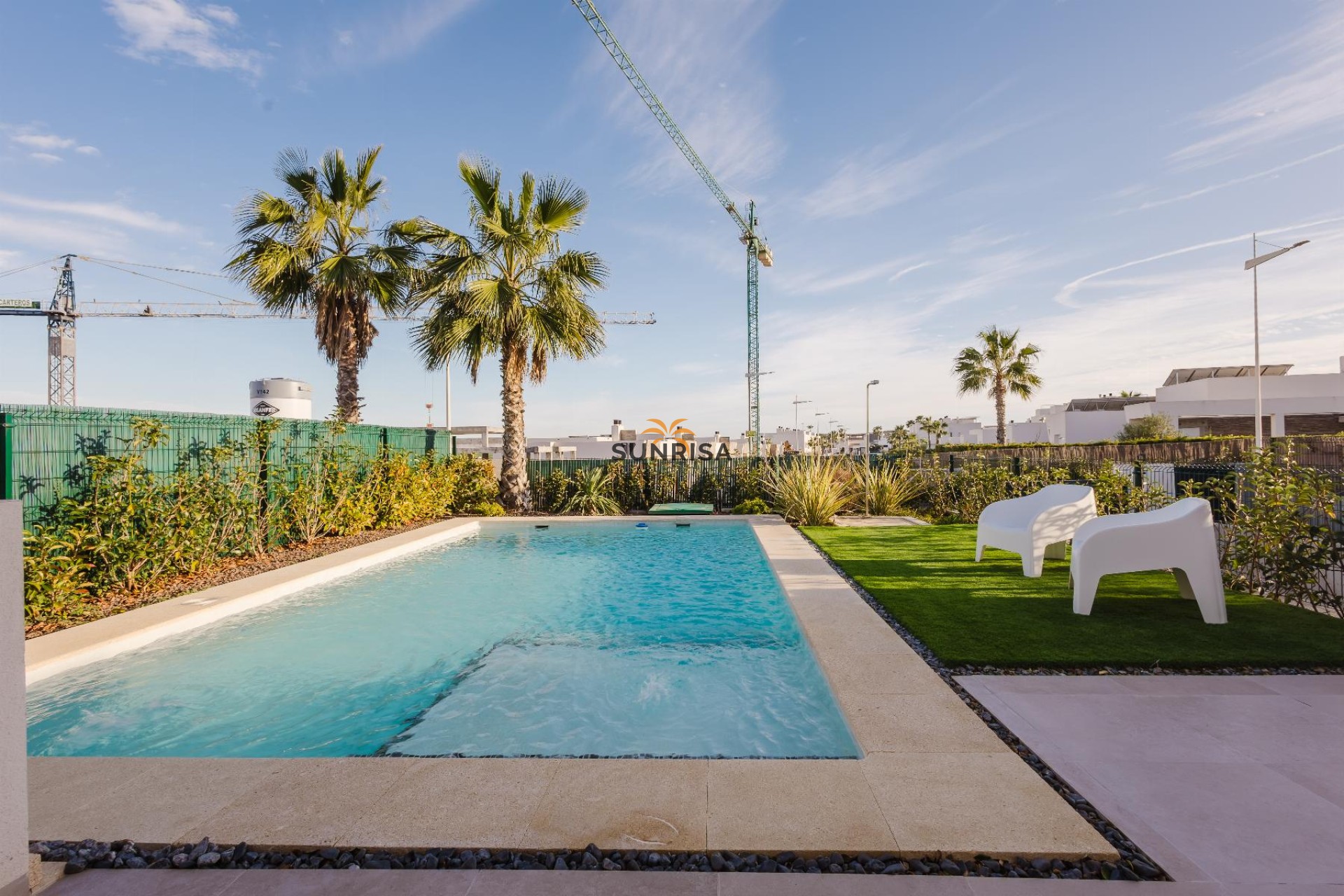 Resale - Villa - Algorfa
