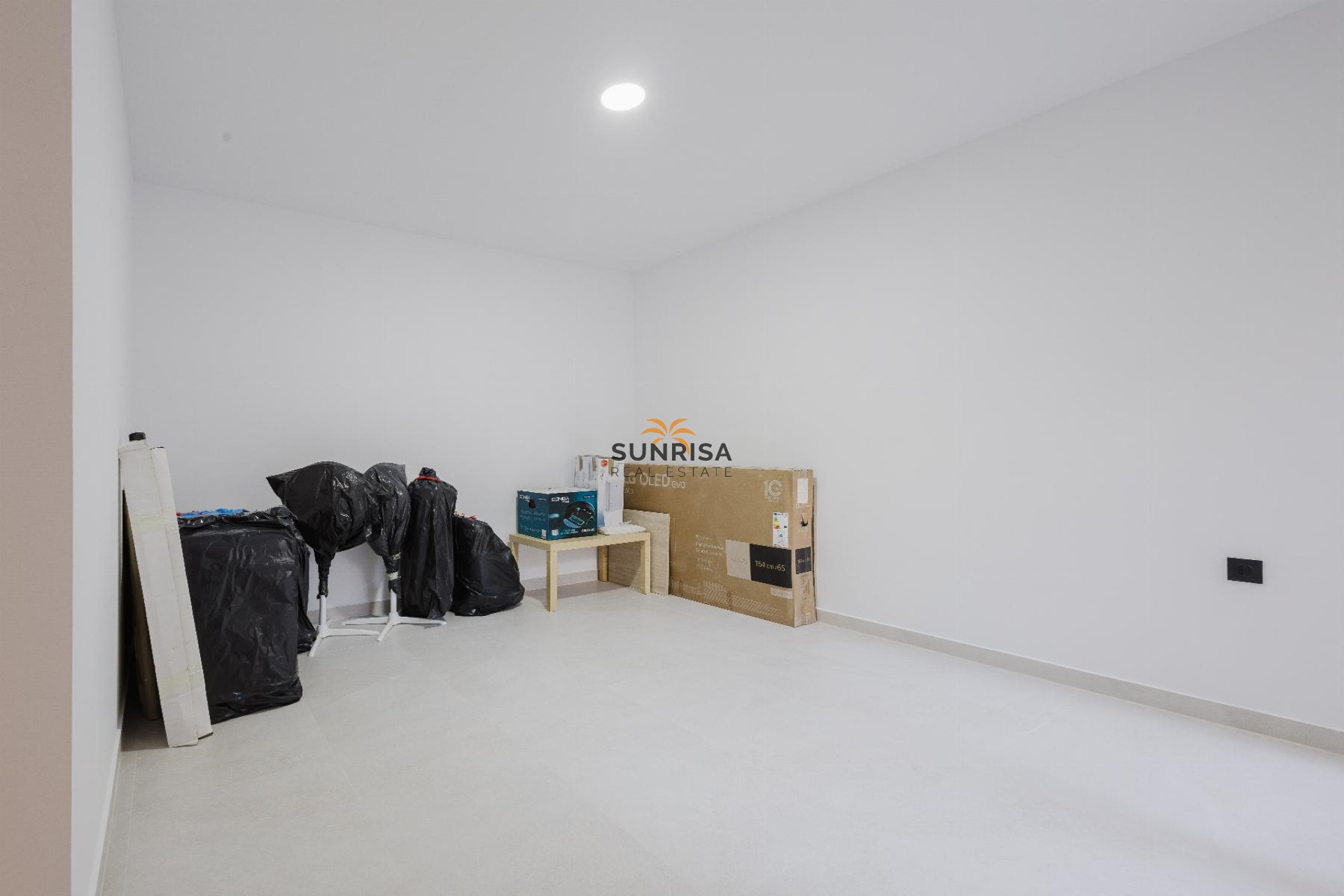 Resale - Villa - Algorfa