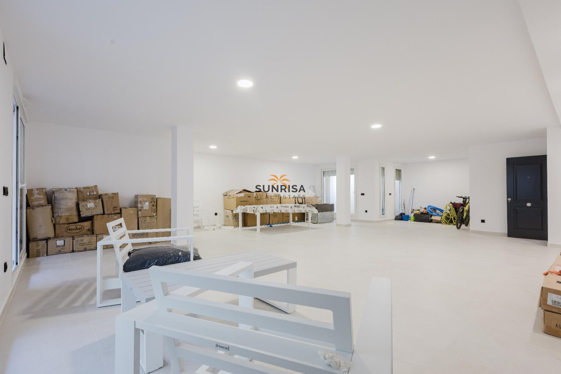Resale - Villa - Algorfa