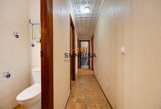 Appartement · Revente - Torrevieja · Playa del Acequión · Alicante · Espagne