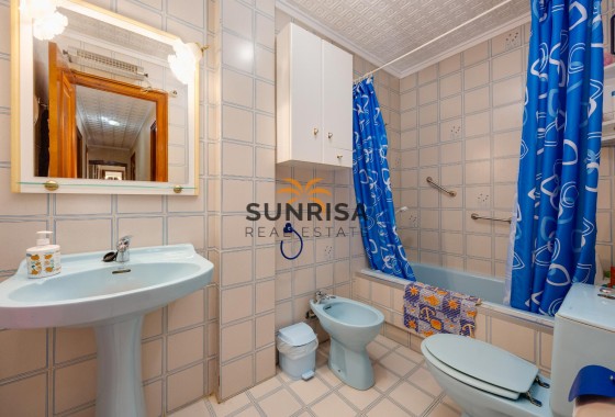 Appartement · Revente - Torrevieja · Playa del Acequión · Alicante · Espagne